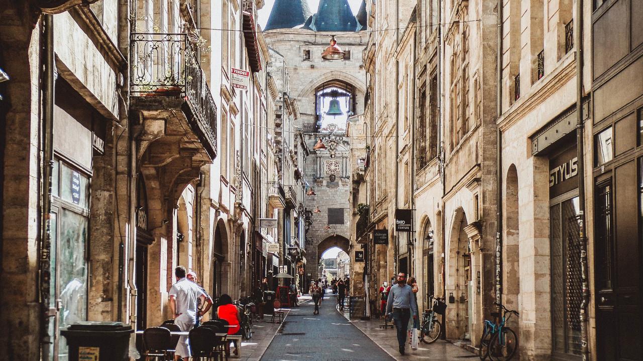 37 Best Online French Courses (Fully Tested)