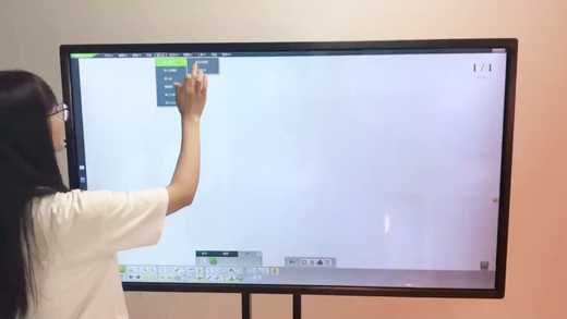 8 Best Interactive Whiteboards For Classrooms & Remote Learning